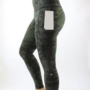 Lululemon fast + free tight Gator Green Camo (4)